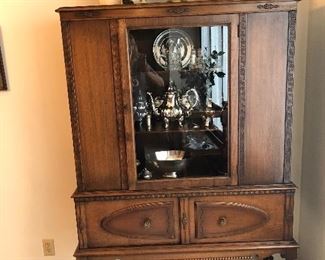 CHINA HUTCH PART OF CHINA HUTCH