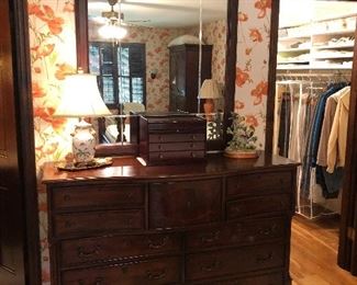 DRESSER AND MIRROR BY DREXEL