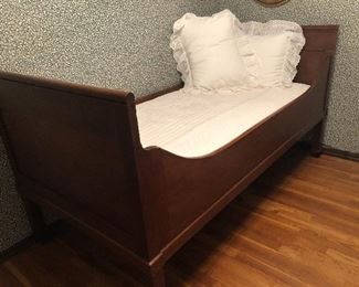 ANTIQUE BED