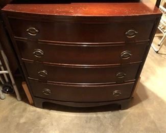 CHEST OF DRAWERS