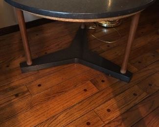 MARBLE TOP RETRO ROUND TABLE
