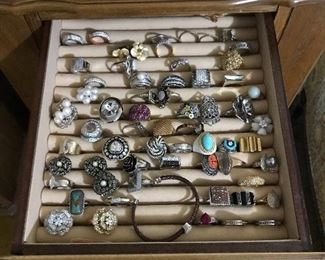 Vintage Jewelry 