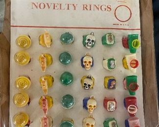 Vintage Assorted Novelty Rings (Skulls)
