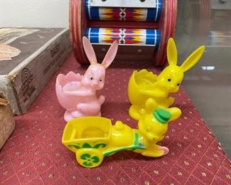 Several Old Rosbro Plastic Easter Candy Containers
