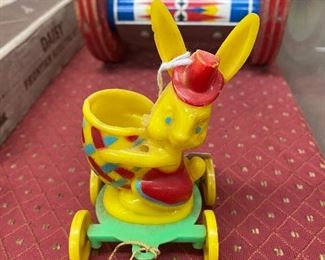 Vintage Plastic Easter Candy Container