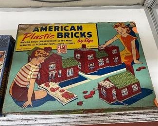 Elgo American Plastic Brick Set in Box