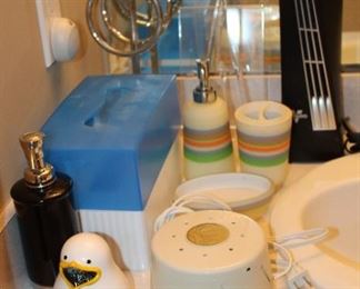 BATHROOM ACCESSORIES