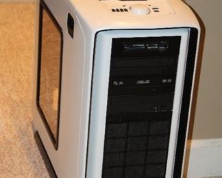 EMPTY COMPUTER TOWER