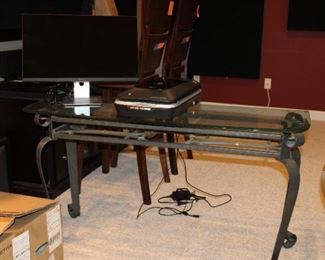 GLASS/METAL SOFA TABLE