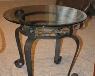 GLASS/METAL END TABLE