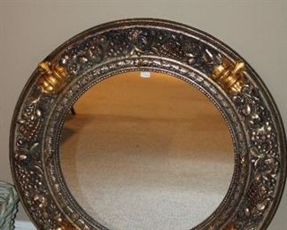 DECORATIVE MIRROR