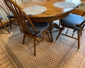 Kitchen Table w/ 6 Windsor Chairs - Table has self storing leaf 
