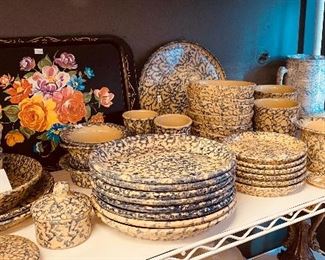 Roseville Pottery ; Plates, Bowls, Casserole, Dishes & more...