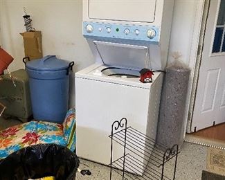 Frigidaire washer dryer stackable