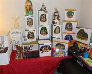 Christmas Village (theme) Items