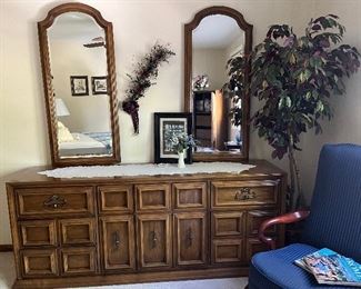 matching dresser with mirrors