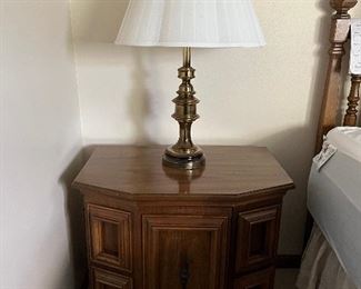 matching nightstand and table lamp