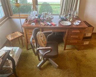 Great large desk or work table
