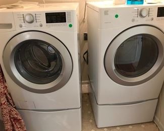 Kenmore washer/dryer with stands