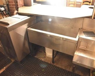 Stainless Steel Prep Station With Sink
