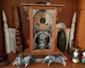 Cottage mantle clock