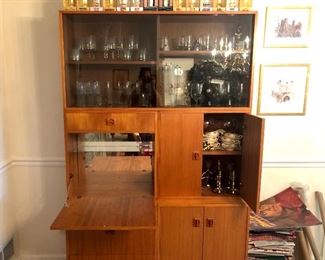 Cabinet Bar, China Cabinet Mid Century Style
