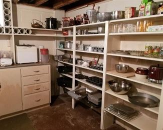 Bakeware & small appliances