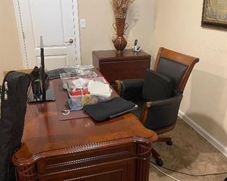 Office Desk matching chair 