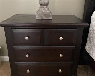 Queen size night stand 