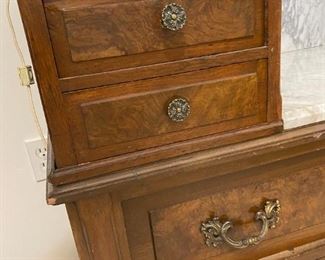 wash stand - lovely wood