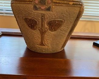 Early arts and crafts planter jardiniere