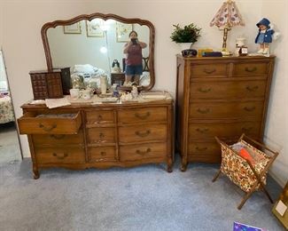 Solid bedroom dressers