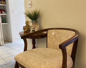 Chinese and Japanese decor items, Nice barrel back chair