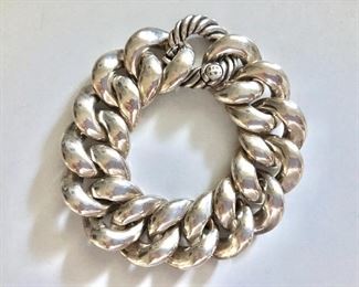 $695 David Yurman  Cordelia chain link sterling silver bracelet.  Size:  8"L; 1"W