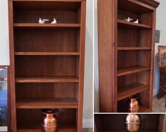 #6-Bookshelf in great condition $75.00 - 33.5x73x12.5