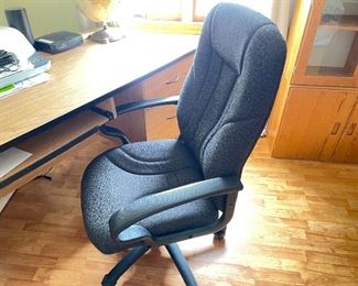 DESK WITH CHAIR