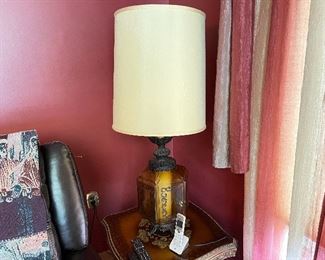 VINTAGE LAMPS