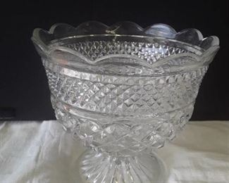 ANCHOR HOCKING Wexford Pedestal Candy Dish