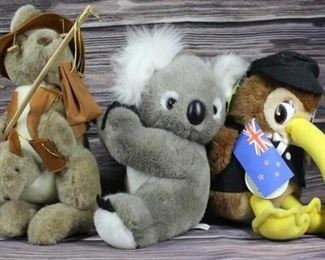 Assorted Australian Plush Stuffed Animals Kangaroo Koala Kiwi Bird