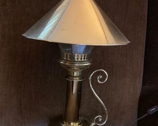Lantern style lamp