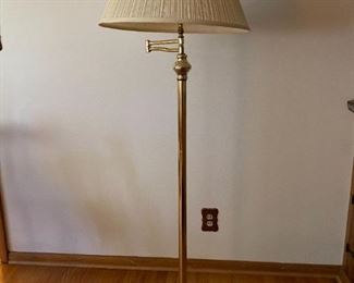 Floor lamp