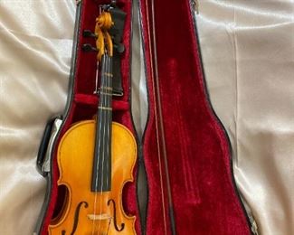 Antonius Stradivarius Cremonensis Violin-likely a reproduction