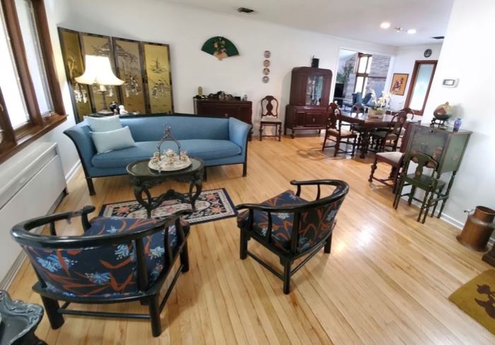 Lovely vintage home filled with home decor & more