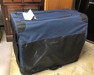 Dog crate 