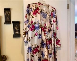 Some women's clothes 