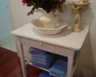 Cute Vintage Table