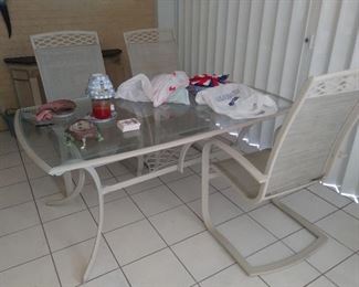 Patio Table and 4 Chairs