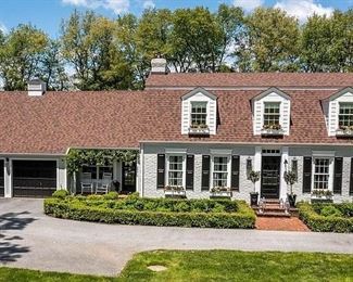 1919 Fox Hill Lane