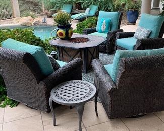 Patio Seating, Firepit
