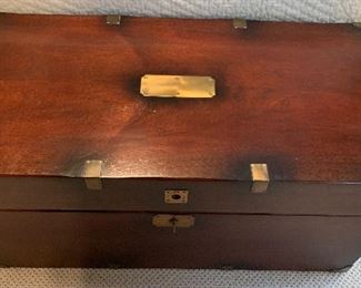 Vintage Lane Cedar Chest